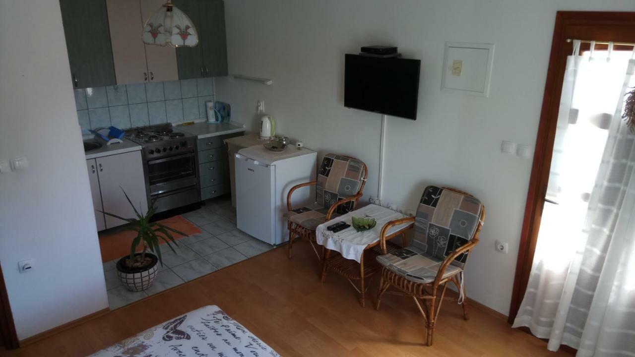 Pinezići Apartments Stivic מראה חיצוני תמונה